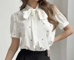 SHEIN ハート柄 ドット リボンシャツ