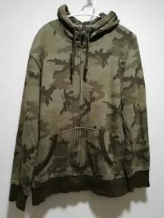 UNIQLO カーキ 迷彩柄 フルジップボアパーカー XLサイズ