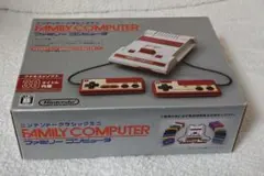 ニンテンドー クラシックミニ ファミリーコンピュータ／美品・動作良好・箱あり