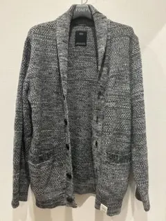 【送料無料】アズール　グレー系ニットカーディガン ボタン付き