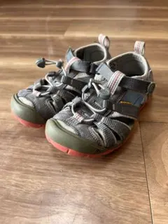 KEEN サンダル　18cm