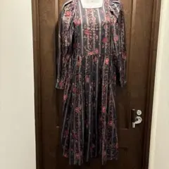 LAURA ASHLEYワンピース