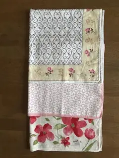 【大判！】コットンハンカチ3枚セット Hallmark 2枚・CELINE 1枚