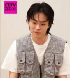 【菅田将暉着用】STUSSY　刺繍ロゴ　太ボーダー　ラガーシャツ 2026年最新】stussy 菅田将暉の人気アイテム - メルカリ