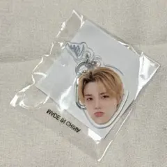 TREASURE ドヨン 顔アクキー