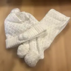 ホワイトニット帽とマフラーセット