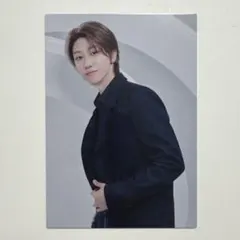 SEVENTEEN New_ THE8 ジップアップフーディー トレカ