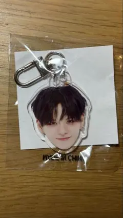 treasure ヨシ 顔アクキー 楽