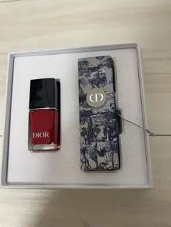 Dior クリスタルバースデーギフト