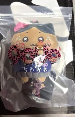 YZ STORE ちいかわ 9090 ぬいぐるみマスコット　ハチワレのサムネイル