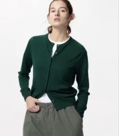 UNIQLO エクストラファインメリノウール クルーネックカーディガン　グリーン