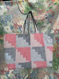 トートバッグ　リネンパッチワーク　大きめ　底板入り　エコバッグ　ハンドメイド