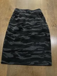 迷彩柄タイトスカート Mサイズ