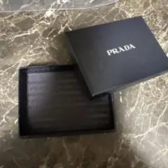 空箱 PRADA 黒 約11.5cm×9cm×3.5cm