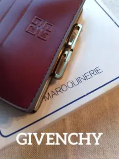 【美品】GIVENCHY ジバンシィ 折り財布 がま口 ４G ウォレット