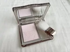 限定品JILL STUART フェイスパウダー ハイライトのサムネイル