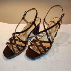 Yves Saint Laurent ブラウン ストラップサンダル