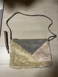 Heather ショルダーバッグ　クラッチバッグ　ファーバッグ