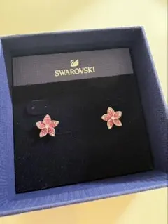 ◇Swarovski ピンク花型ピアス◇