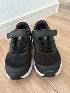 NIKE キッズ スニーカー STARRUNNER