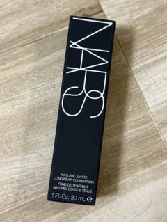 新品未使用 NARS ナチュラル ロングウェア ファンデーション 04784のサムネイル