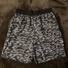 迷彩ハーフパンツ