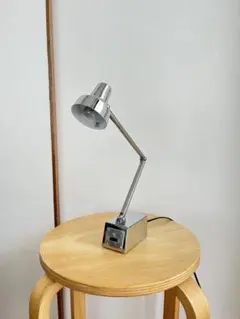 【廃盤品】インターフォルムTENSITY LT-1062CHスタンドライトレトロ