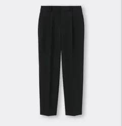 【GU】タックテーパードパンツ