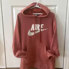 Nikeフード付きパーカー　オレンジ　レッド　Lサイズ