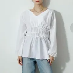 美品マウジー S 長袖パフスリーブ ウエストシャーリング 白 ペプラムブラウス