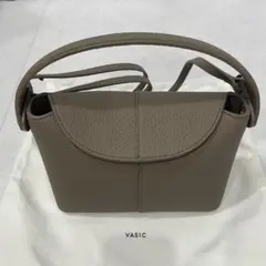 【期間限定値下♡】VASIC NOA MINI MINI トープショルダーバッグのサムネイル