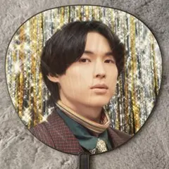 2026年最新】松村北斗 うちわ vvsの人気アイテム - メルカリ