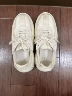 即購入ok!UGG ホワイト スエード キャンバス スニーカー