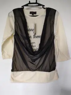 新品 未使用 140cm ドレープデザインTシャツ クリーム色と黒 定価756円