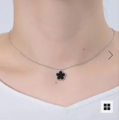 1度短時間のみ　美品　マリークワント　ネックレスのサムネイル