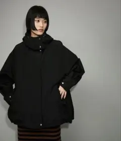 【ADAM ET ROPE'】ブラック マウンテンパーカー