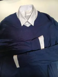 ネイビー Vネック 長袖カットソー サイズ175〜185