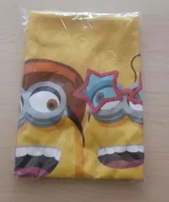 モスバーガー×ミニオンビーチタオル