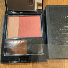 ETVOS ミネラルプレスドチーク　サーモンピンク