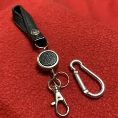 A.Y. Jud ieリール付きストラップ レザー　42cm 伸びます