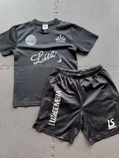 LUZ e SOMBRA ルースイソンブラ　Tシャツ　パンツ 上下セットのサムネイル