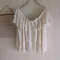 オフショルダーカットソーのサムネイル