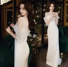 オフショルダー ウェディングドレス ホワイト