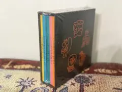 エルメスのえほん】HERMES 箱入り 絵本 5冊セット ギフトカード付き