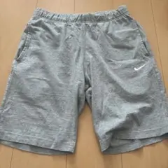 t*i様 Nike グレー ショートパンツ Lサイズ