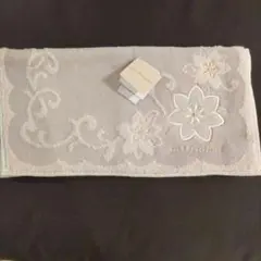 ジルスチュアート　タオルハンカチ