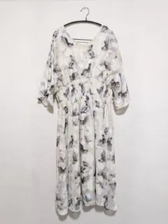 訳有 ワンピース 大きいサイズ 袖スリットデザイン 花柄 ワンピース marun