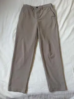 GU ベージュ イージーアンクルパンツ Sサイズ