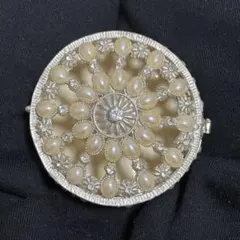 パール調装飾 オーバル型 小物入れ ジュエリーボックス
