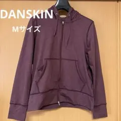【極美品】ダンスキン　オールデイアクティブパーカー　ボルドー　レディースMサイズのサムネイル